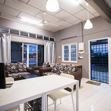 Kemaman Lodge & Cafe Chukai Zewnętrze zdjęcie