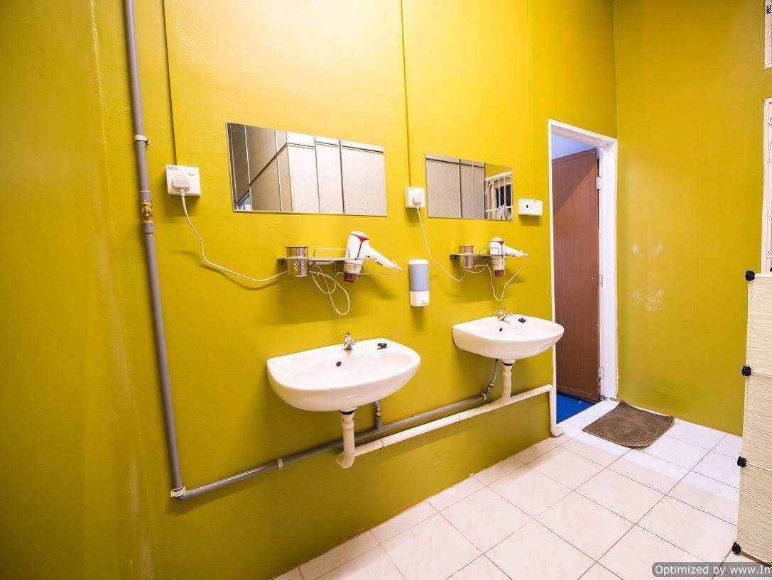 Kemaman Lodge & Cafe Chukai Zewnętrze zdjęcie